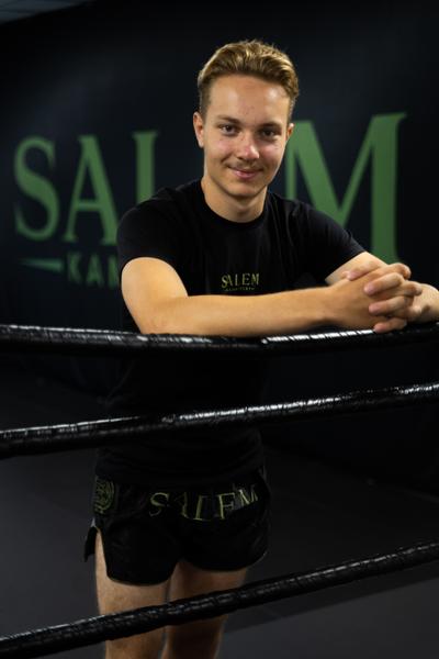 Daniel — Hjälptränare