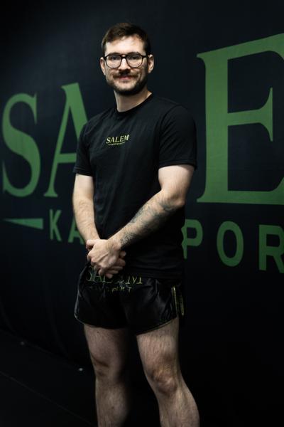 Vlad — Tränare
